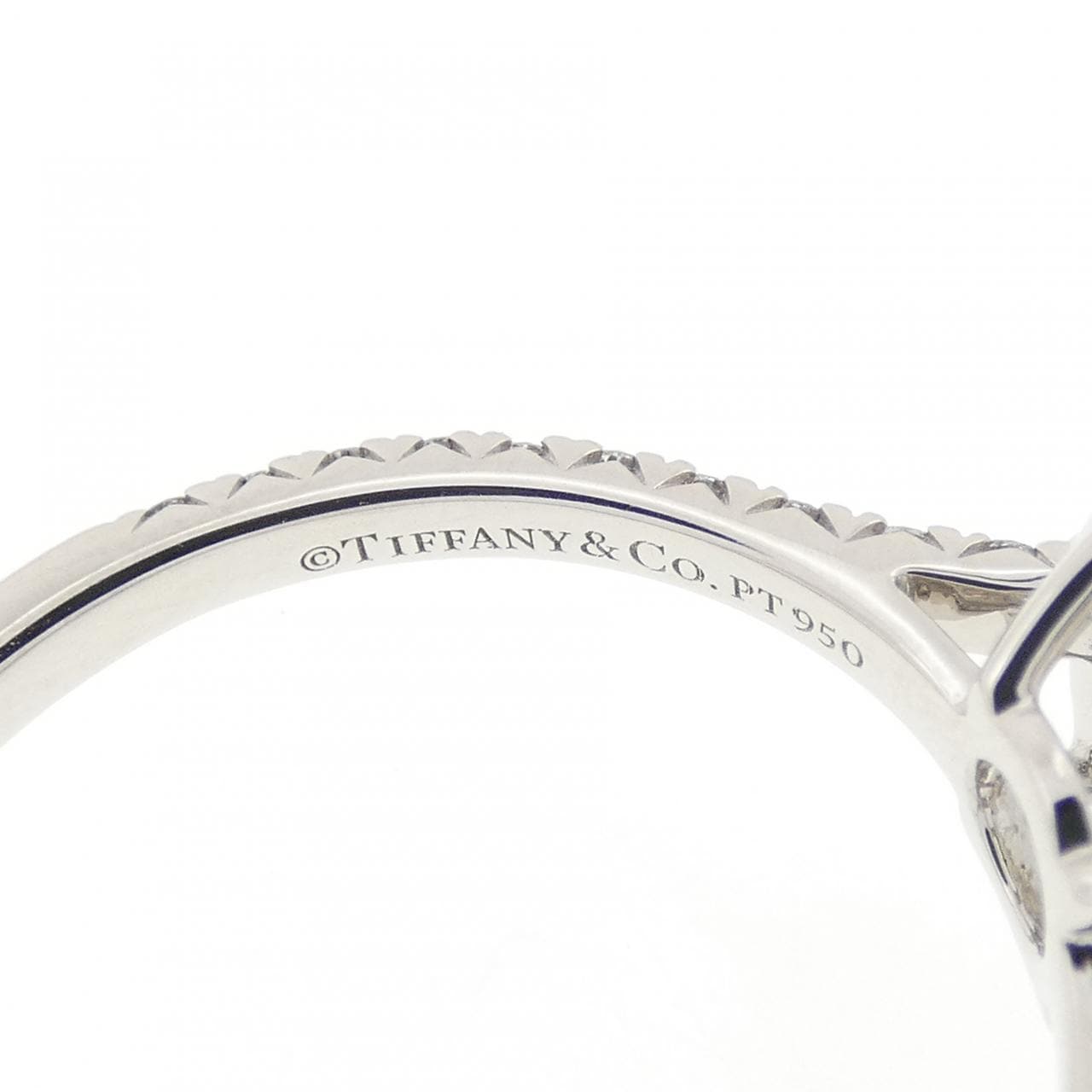 ティファニー ソレスト ラウンド リング 1.43CT G IF 3EXT