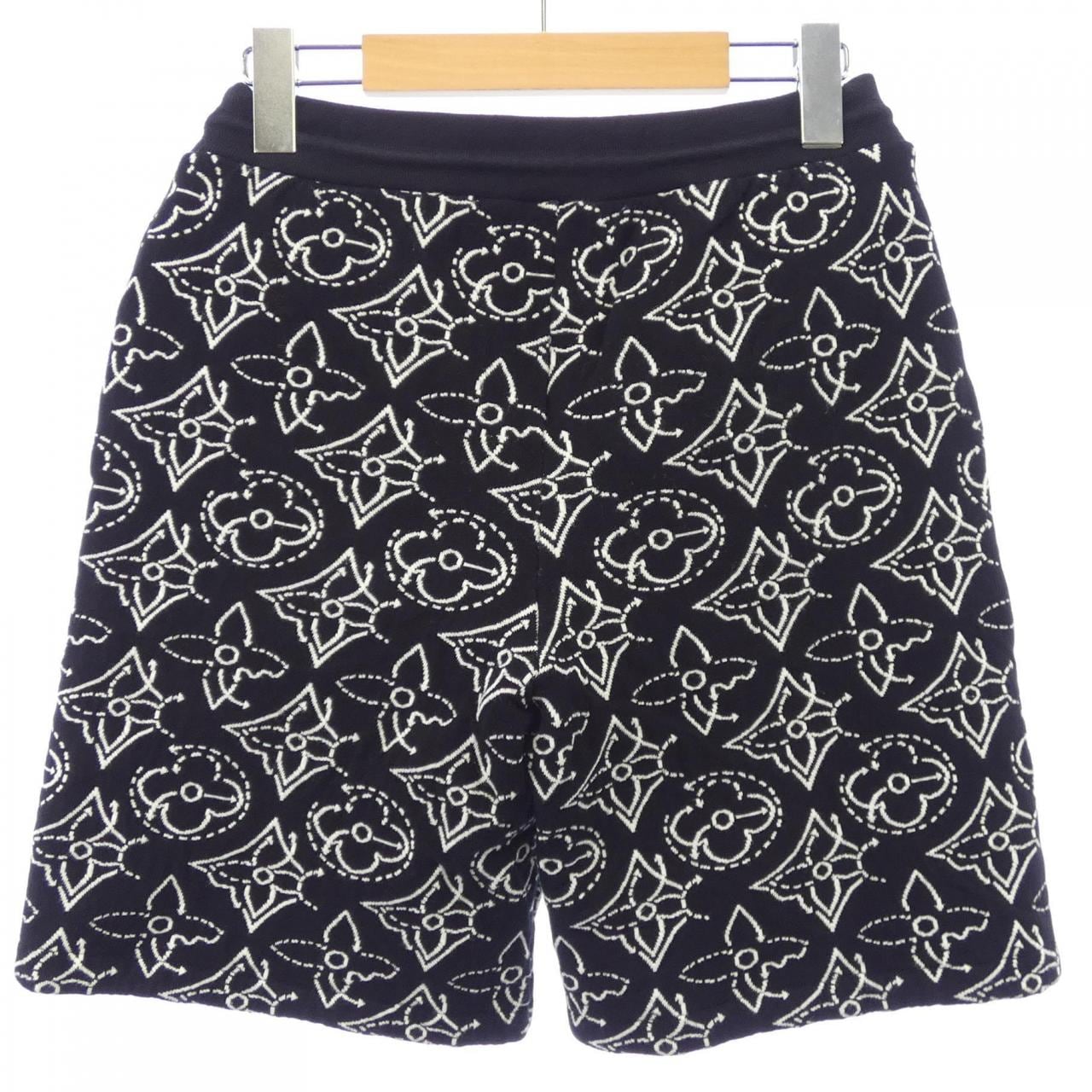 ルイヴィトン LOUIS VUITTON NBAストゥラティージクフラワーキルテッドショーツ HLY19WDM0 ショートパンツ