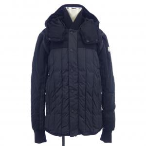 モンクレール MONCLER ダウンジャケット