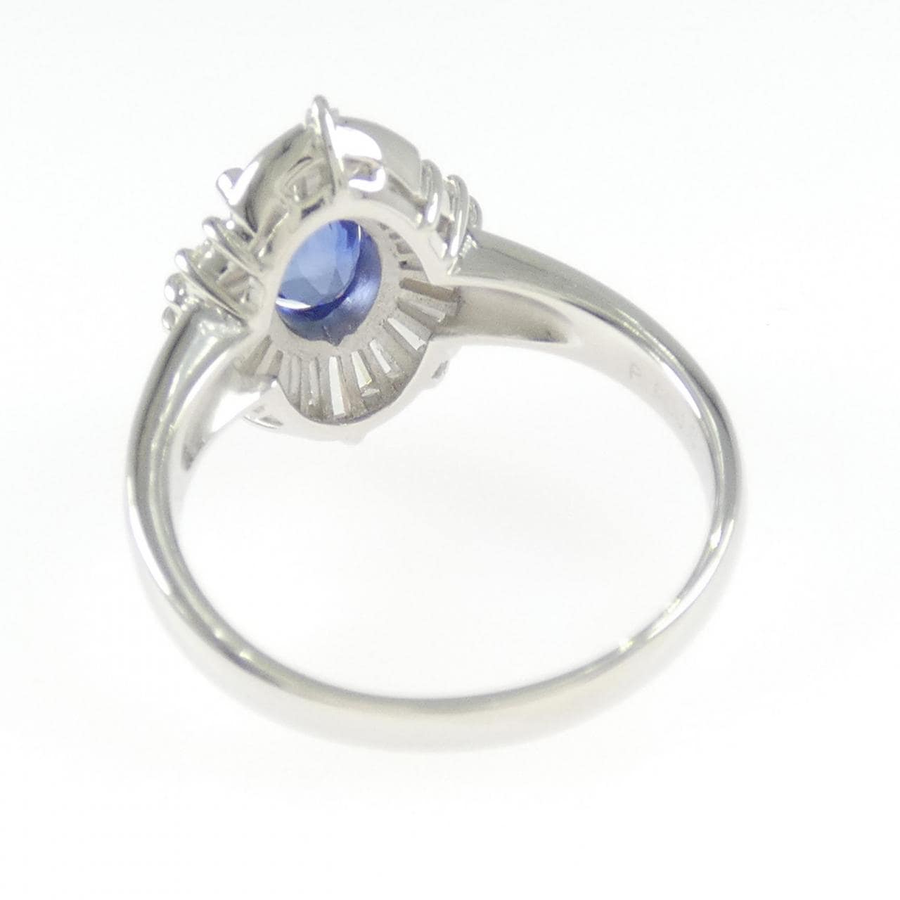 PT900 サファイヤ リング 1.45CT