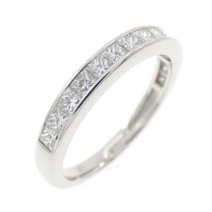 PT900 ハーフエタニティ ダイヤモンド リング 0.85CT