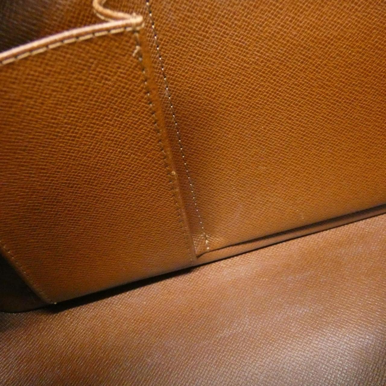ルイヴィトン モノグラム シテ MM M51182 ショルダーバッグ