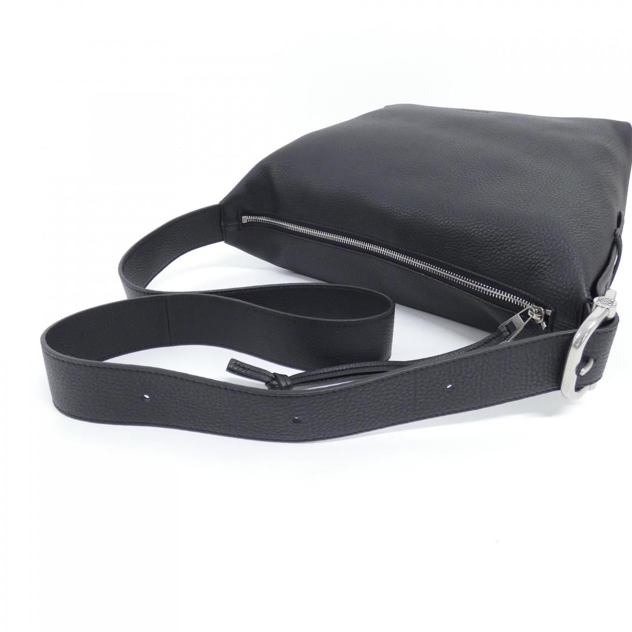 【新品】ロエベ ループ ホーボー ミディアム BB22CMDX01 ショルダーバッグ