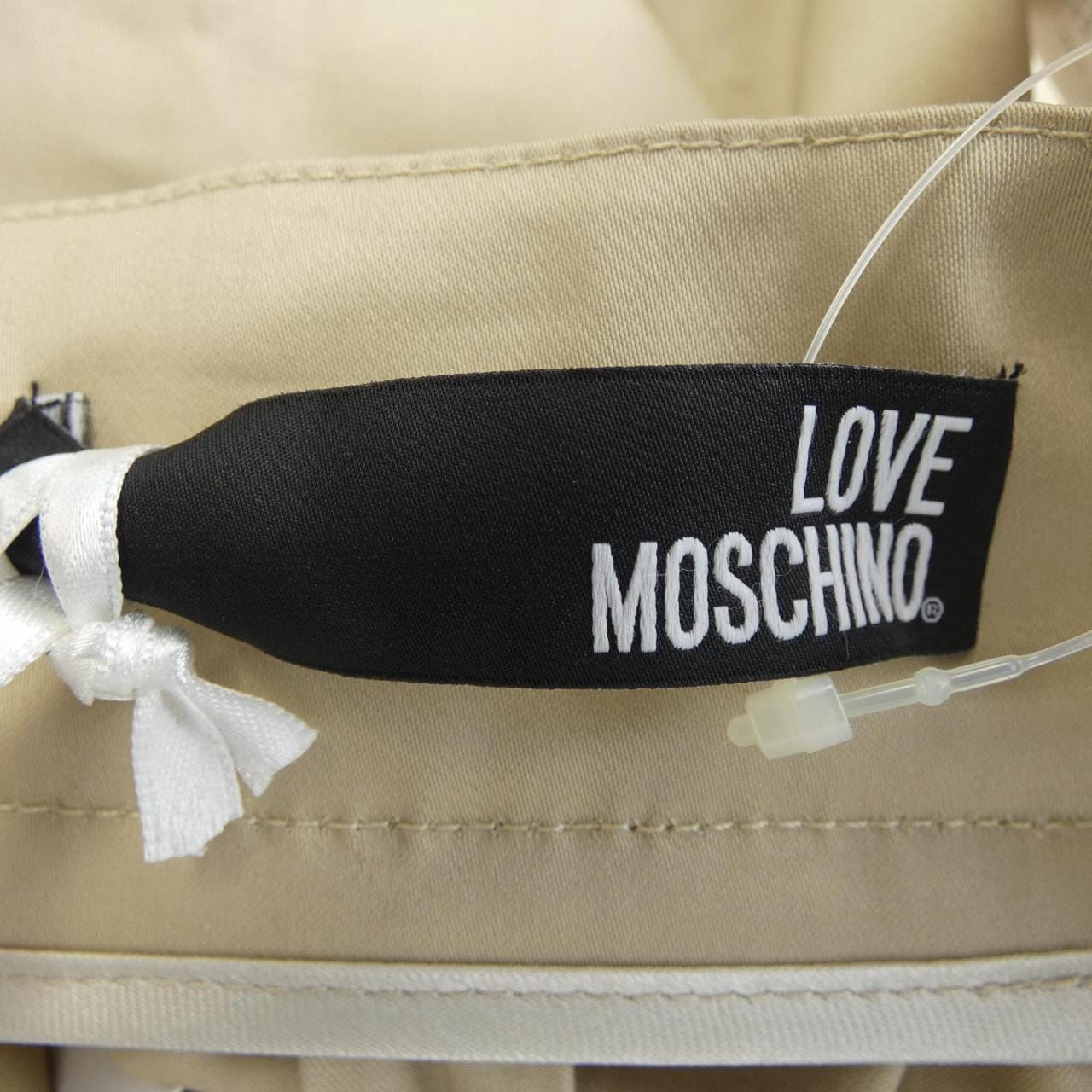 ラブモスキーノ LOVE MOSCHINO スカート