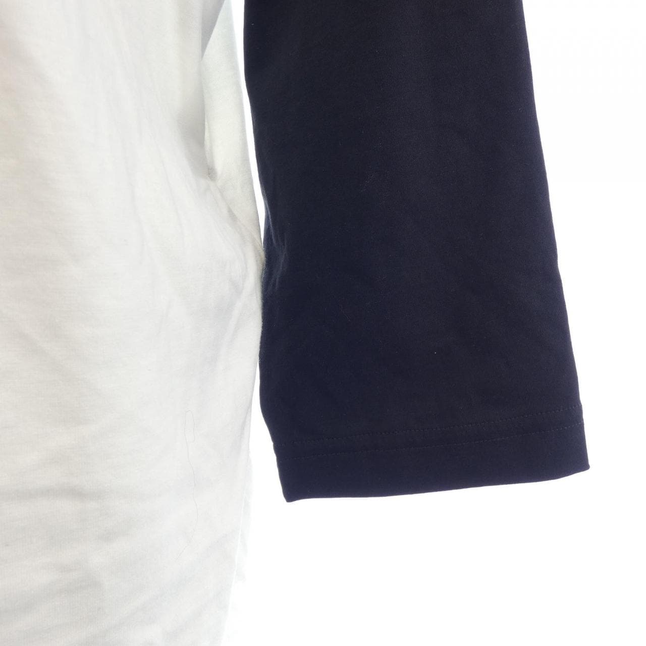 グッチ GUCCI 864627 XJHUE Tシャツ