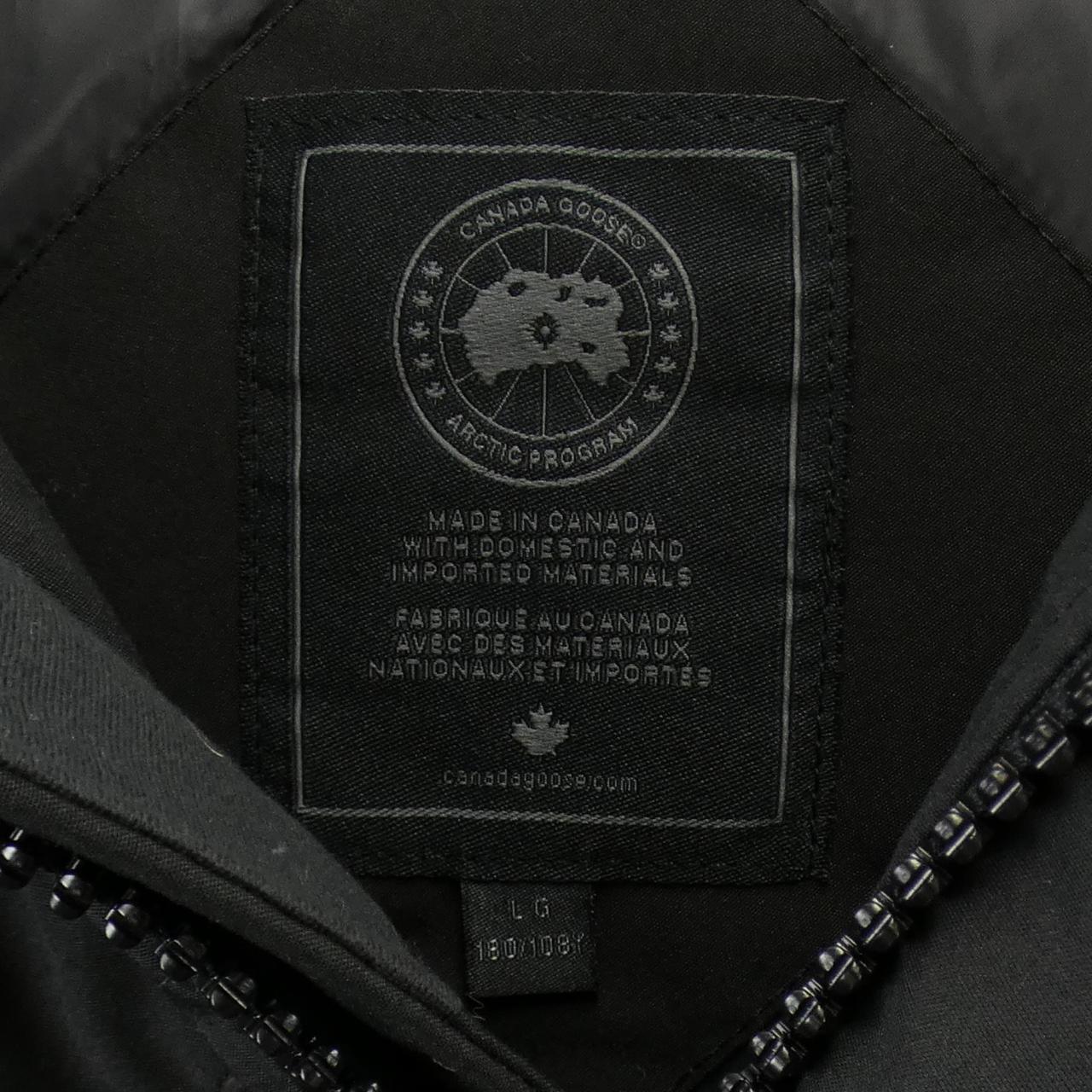 カナダグース CANADA GOOSE ダウンジャケット
