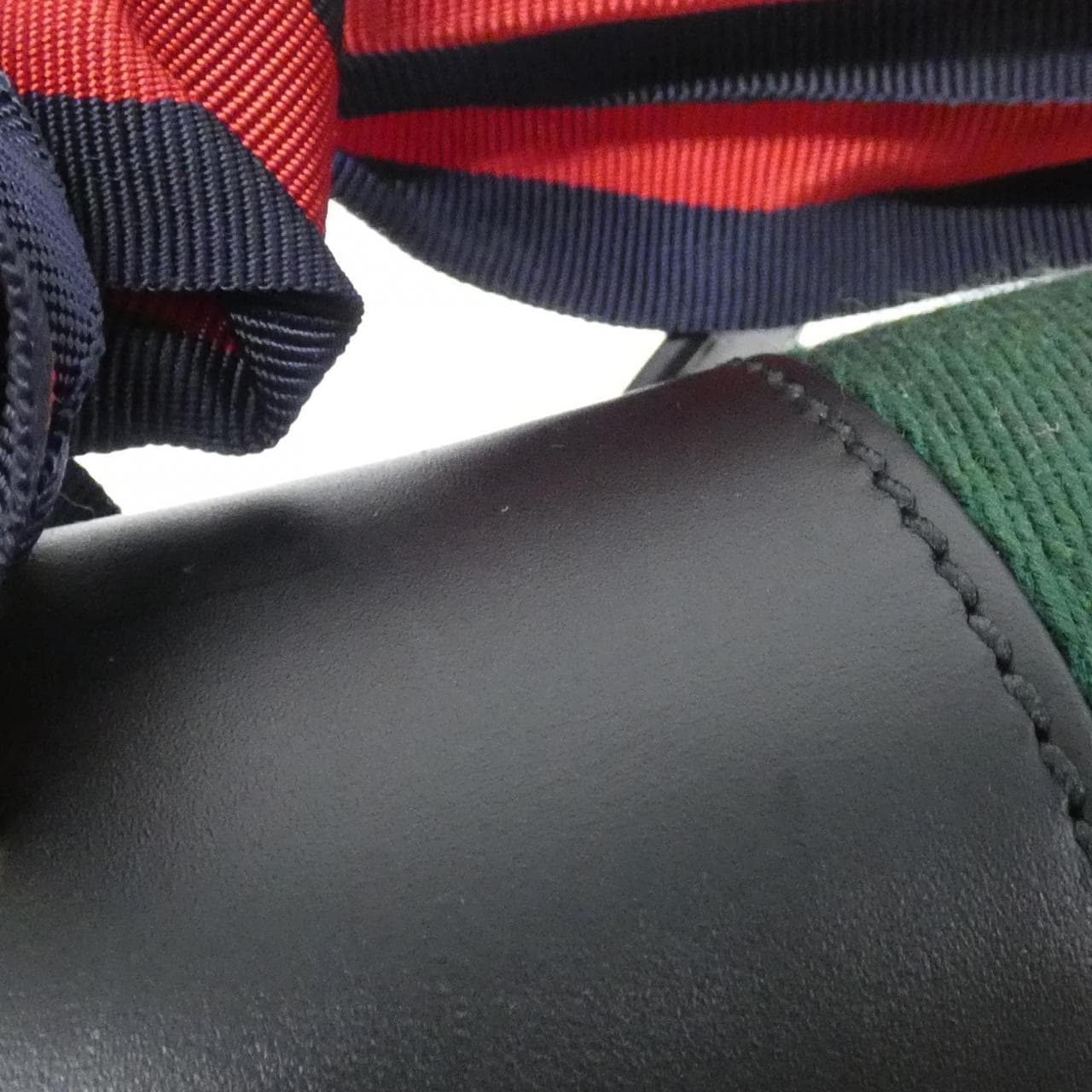 古驰SYLVIE 421882 CVLEG单肩包