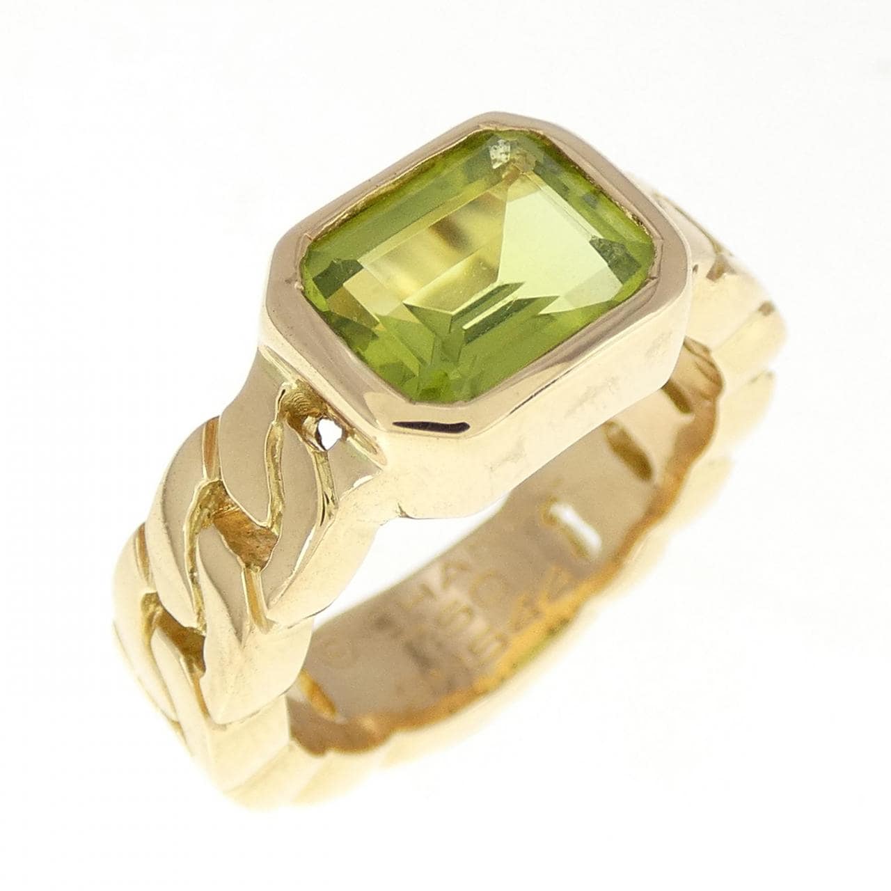 CHANEL Peridot ring