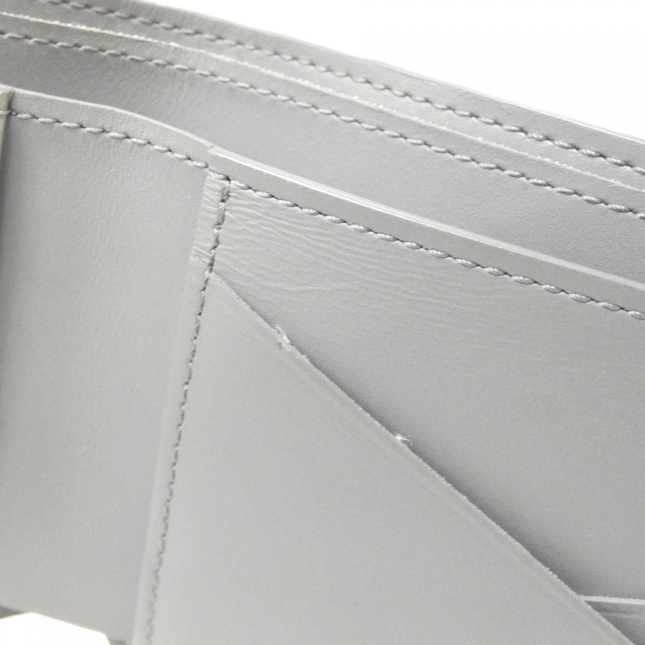 ルイヴィトン モノグラム シャドウ ポルトフォイユ ミュルティプル M81383 札入れ