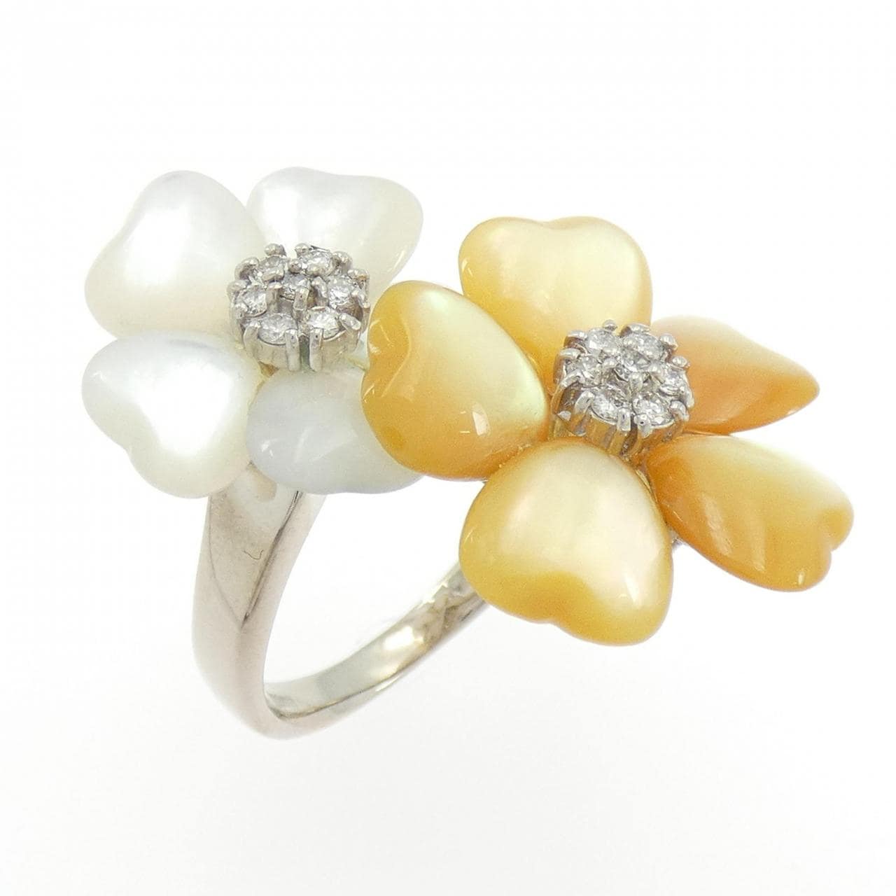 K18WG フラワー マザーオブパール リング