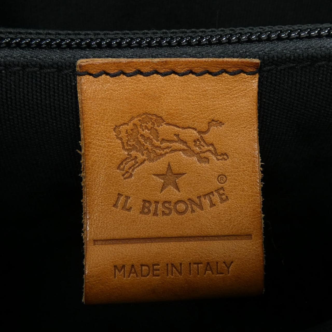 イルビゾンテ IL BISONTE BAG