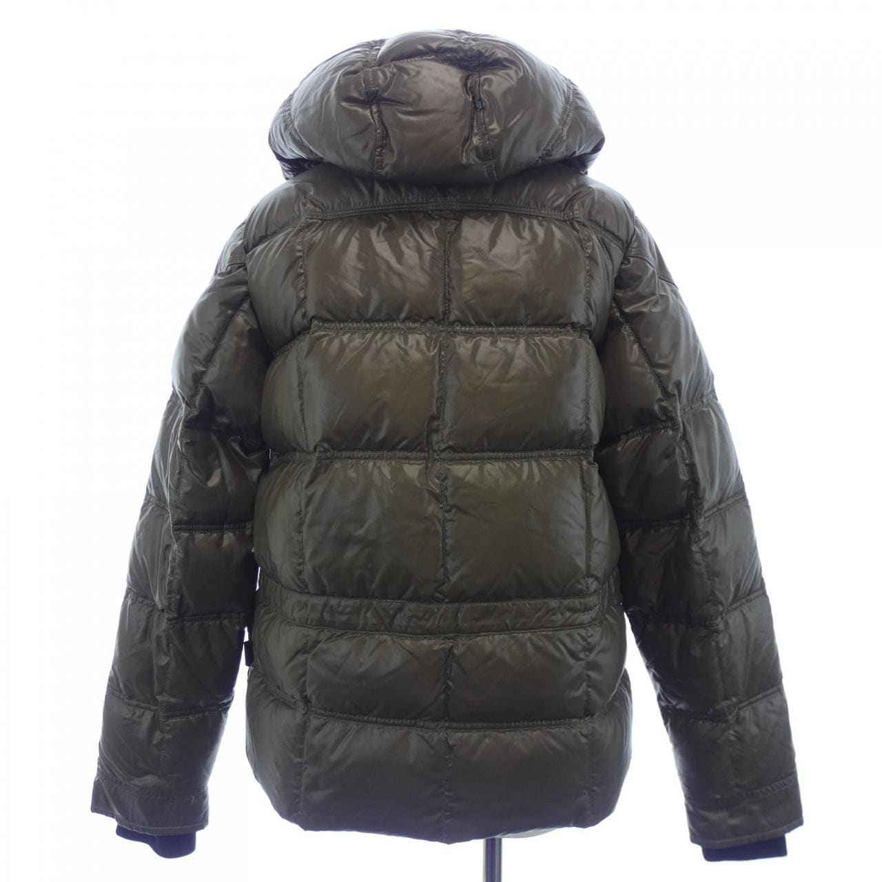 モンクレール MONCLER ダウンジャケット