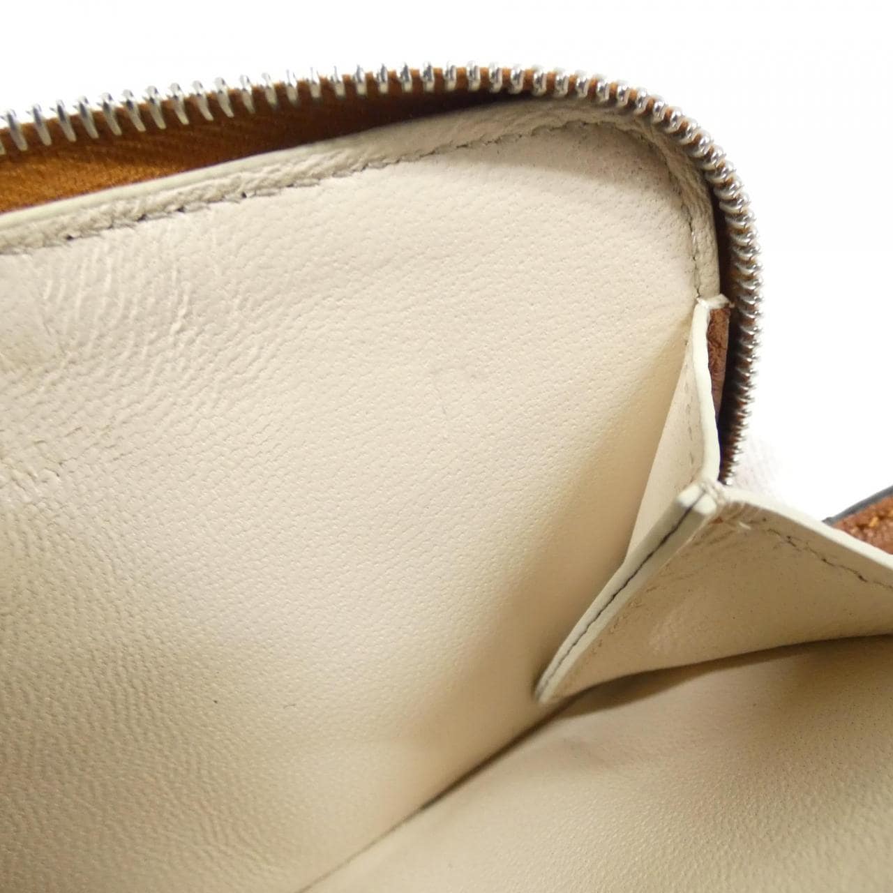 フェンディ ピーカブー 8M0489 A91B コインケース