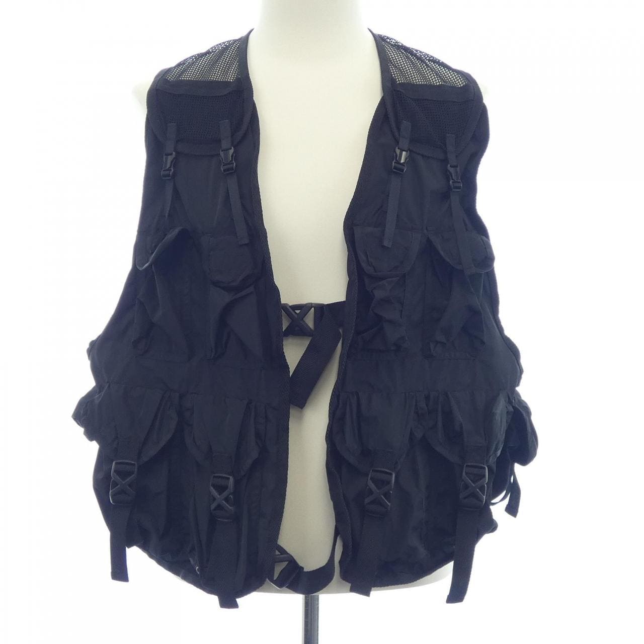 エフシーイー F/CE. F2001FCMVT0001 ベスト