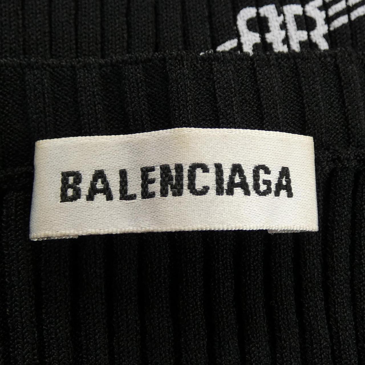 バレンシアガ BALENCIAGA 621004 T6161 トップス