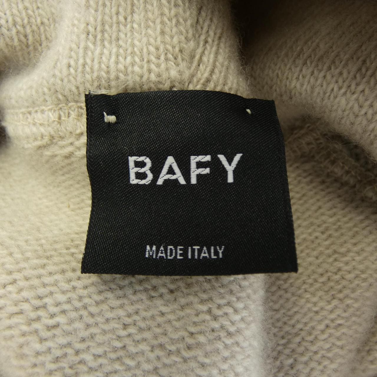 バフィー BAFY パーカー