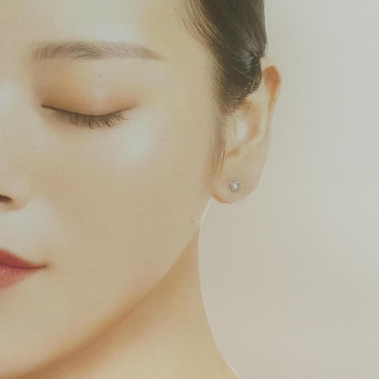 エテ ダイヤモンド ピアス 0.10CT