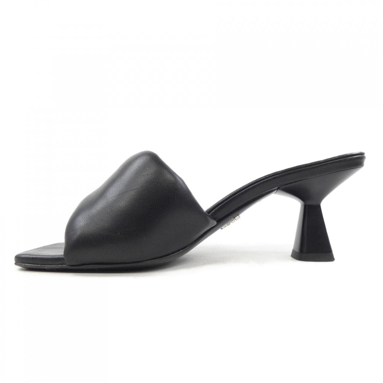 プラダ PRADA トライアングルロゴ 1XX654 サンダル