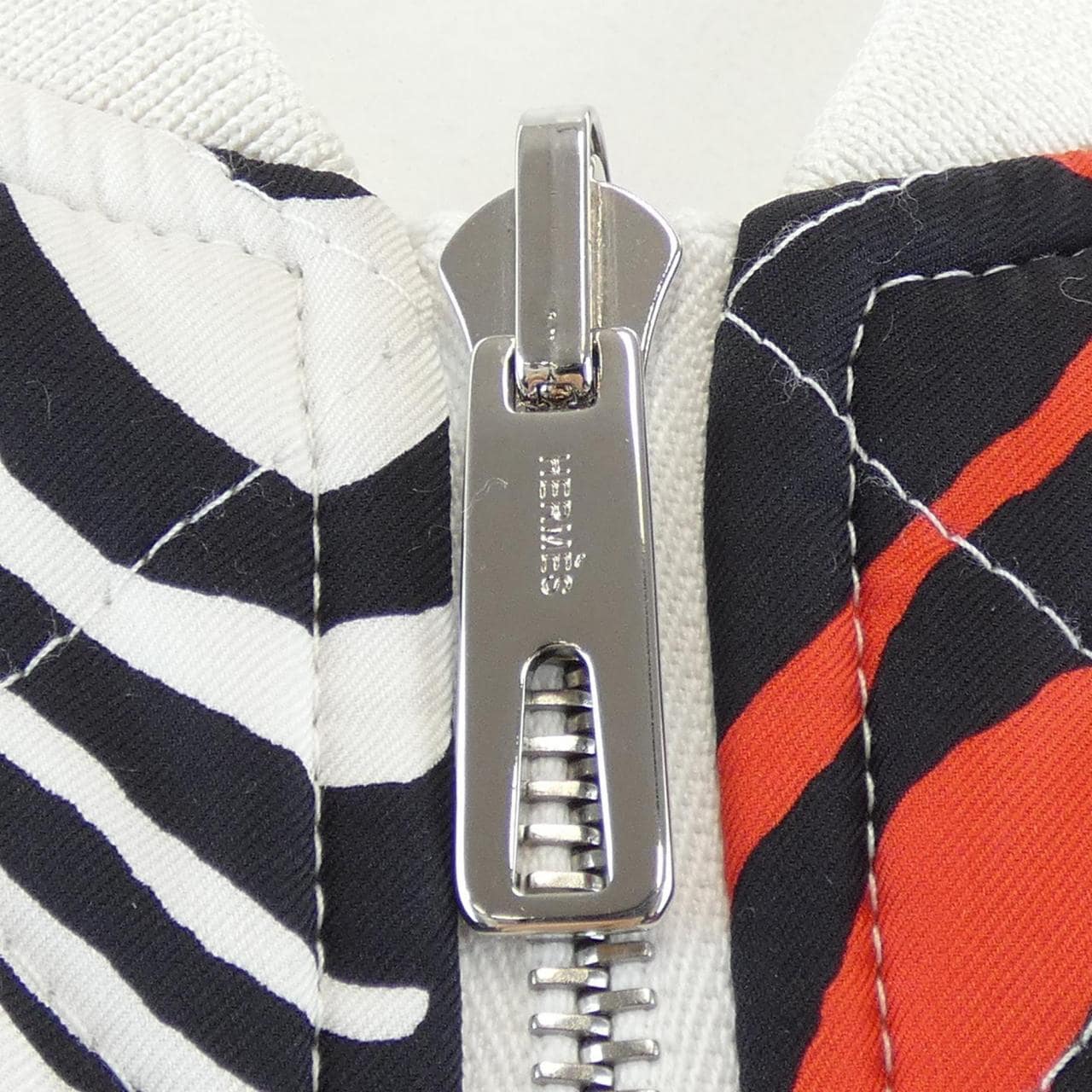 エルメス HERMES 3E0111D5 ロングベスト