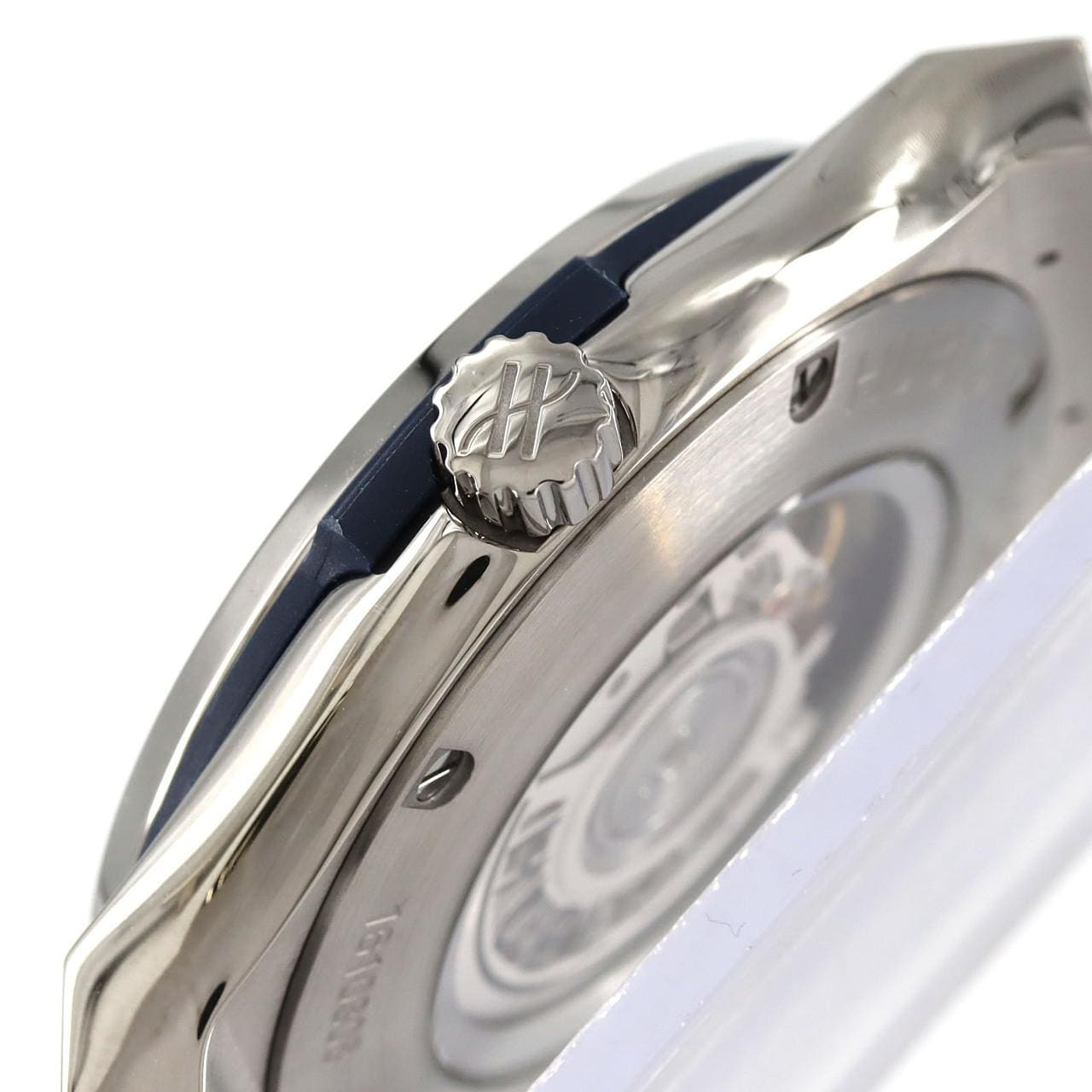 Hublot Classic FUSION Titanium Blue 511.NX.7170.LR TI Automatic