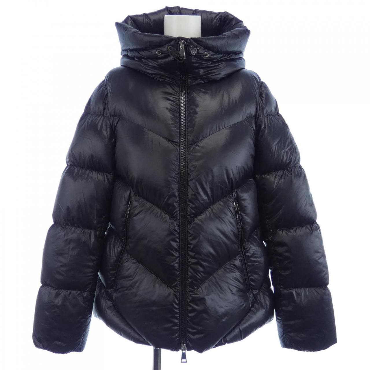 モンクレール MONCLER ダウンジャケット