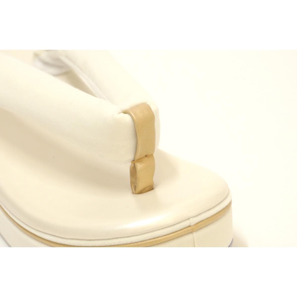 【新品】女草履　鶴　Ｆサイズ