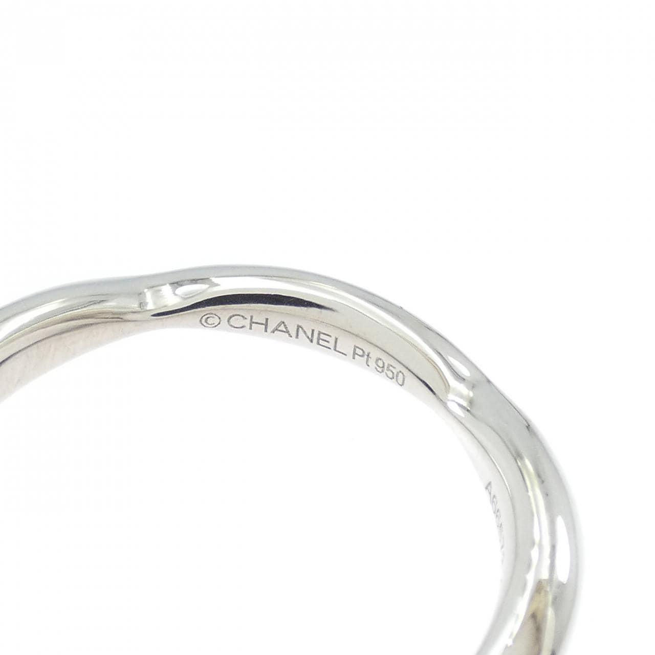 シャネル カメリア ハーフエタニティ リング