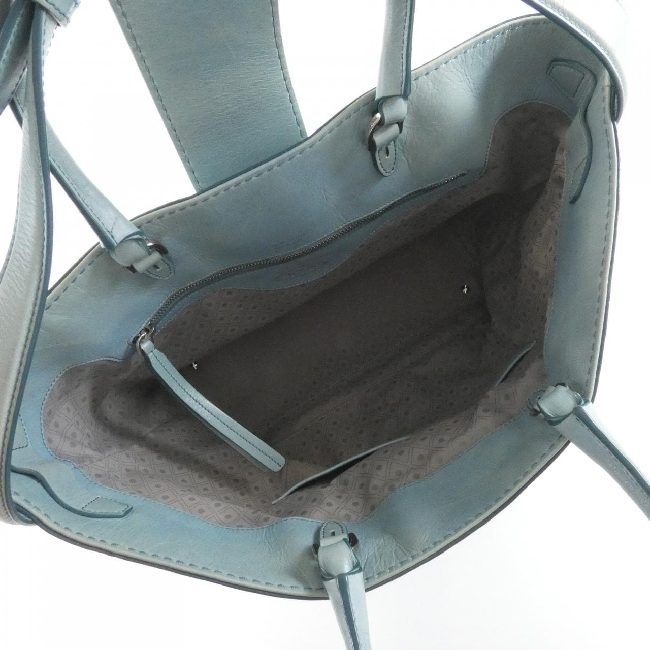 トッズ ダブル T XBWDOTA130099DT002 バッグ