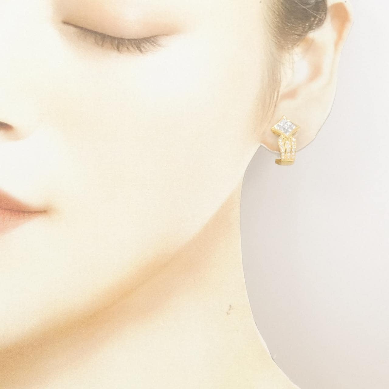 K18YG ダイヤモンド ピアス 1.36CT
