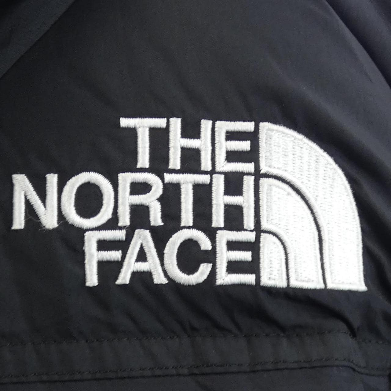 ザノースフェイス THE NORTH FACE ND92335 ダウンジャケット