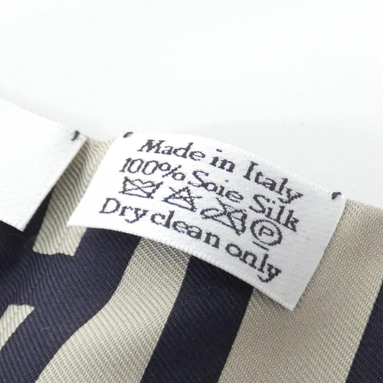 クリスチャンディオール 85CDO106I624 スカーフ