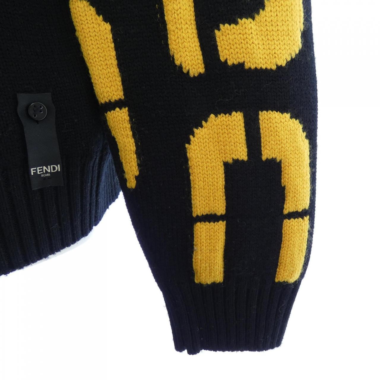 フェンディ FENDI FZY111 ADU6 ニット