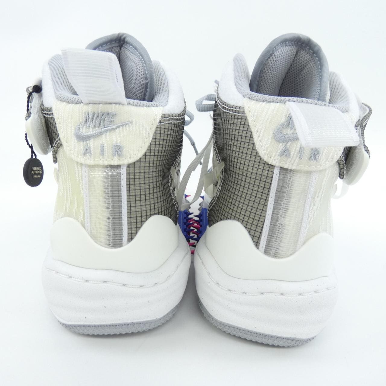 ナイキ NIKE D06290-100 スニーカー