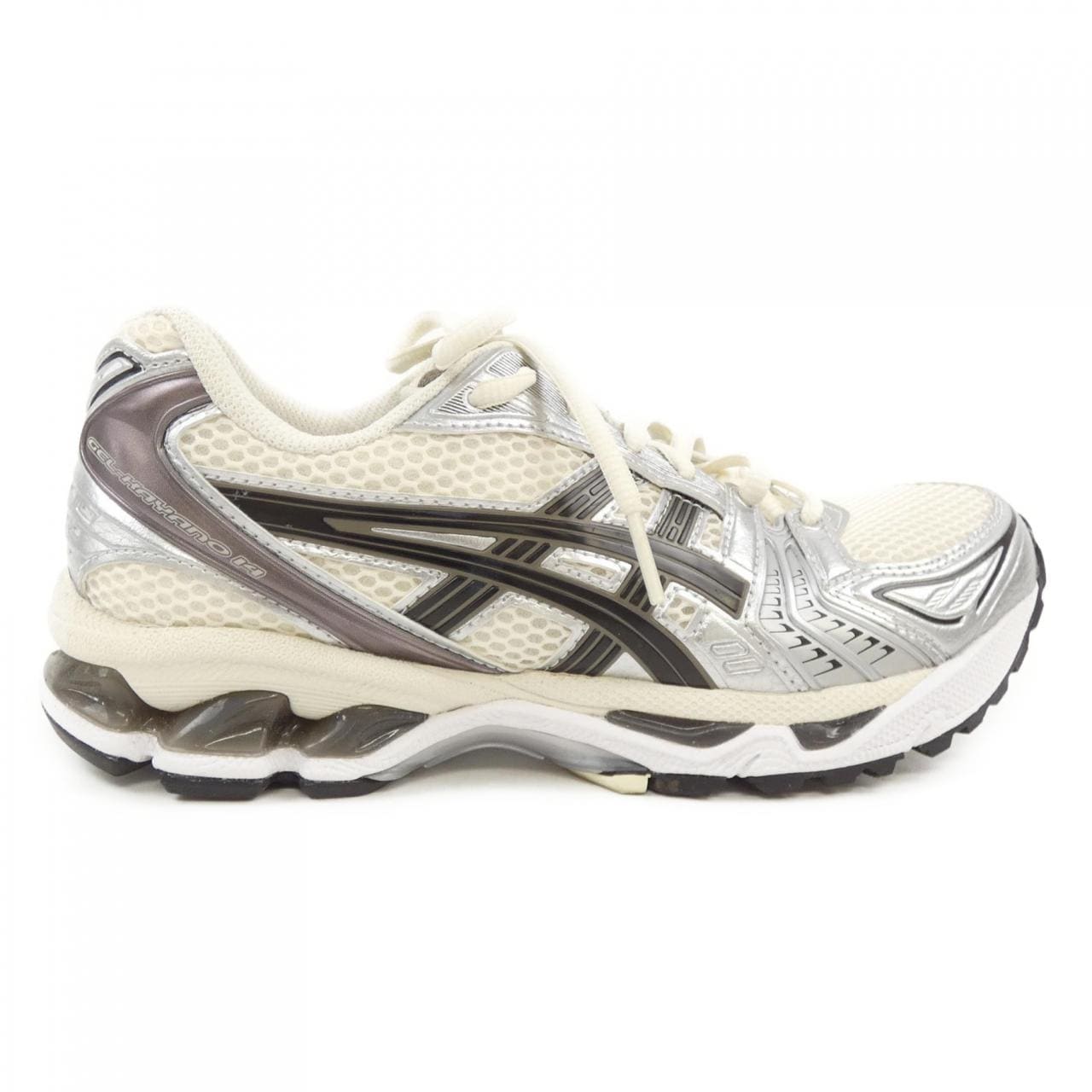 ASICS运动鞋