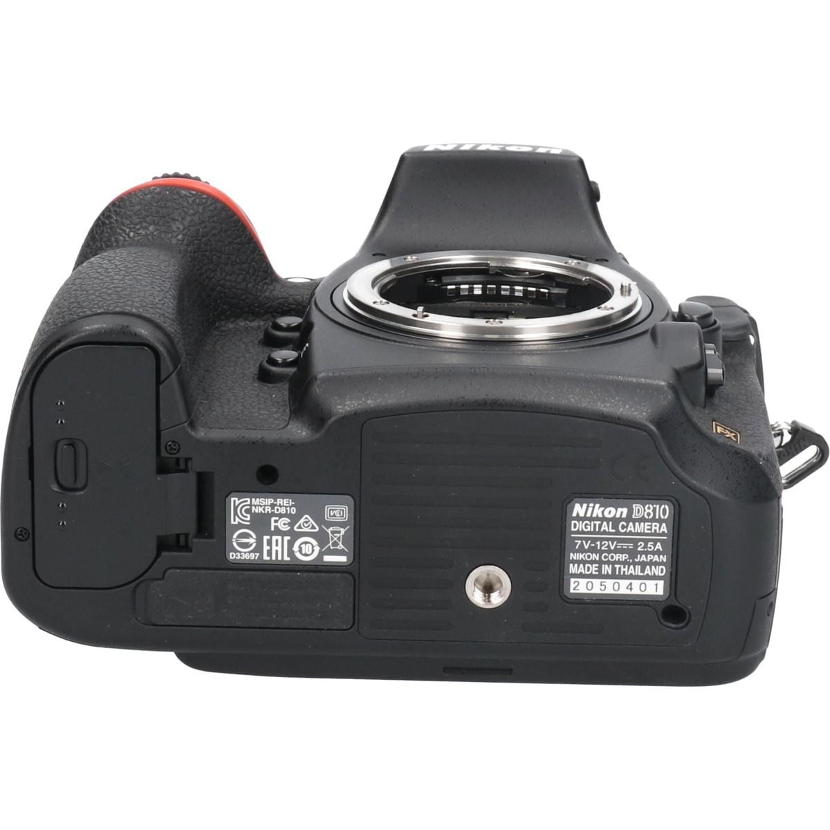 D810