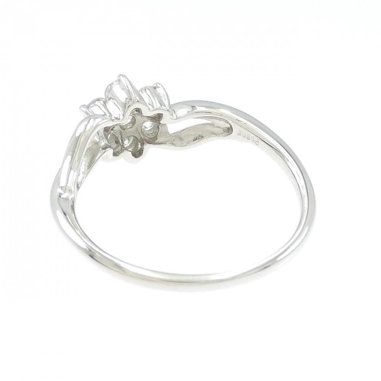 PT900 フラワー ダイヤモンド リング 0.30CT