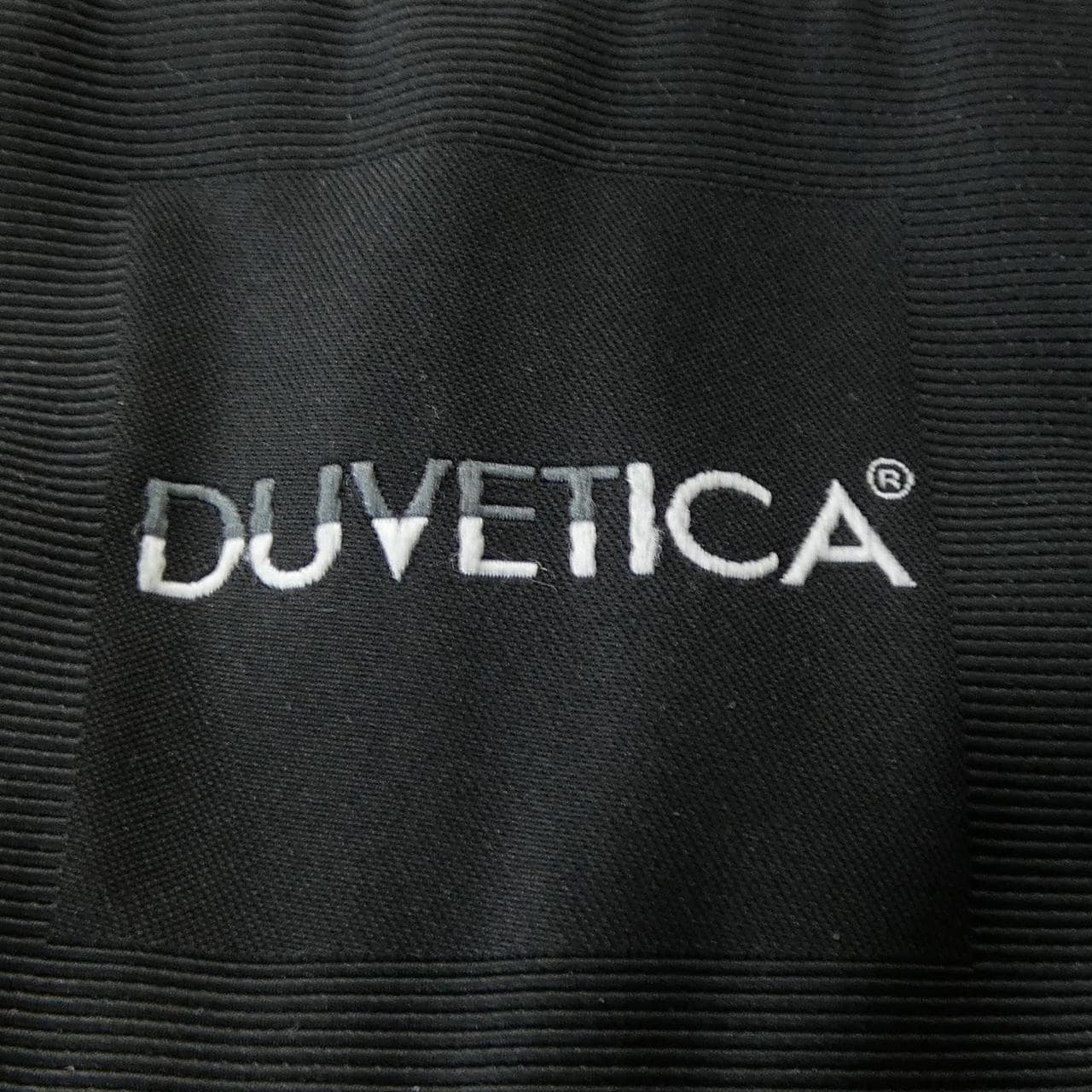 デュベティカ DUVETICA ダウンベスト