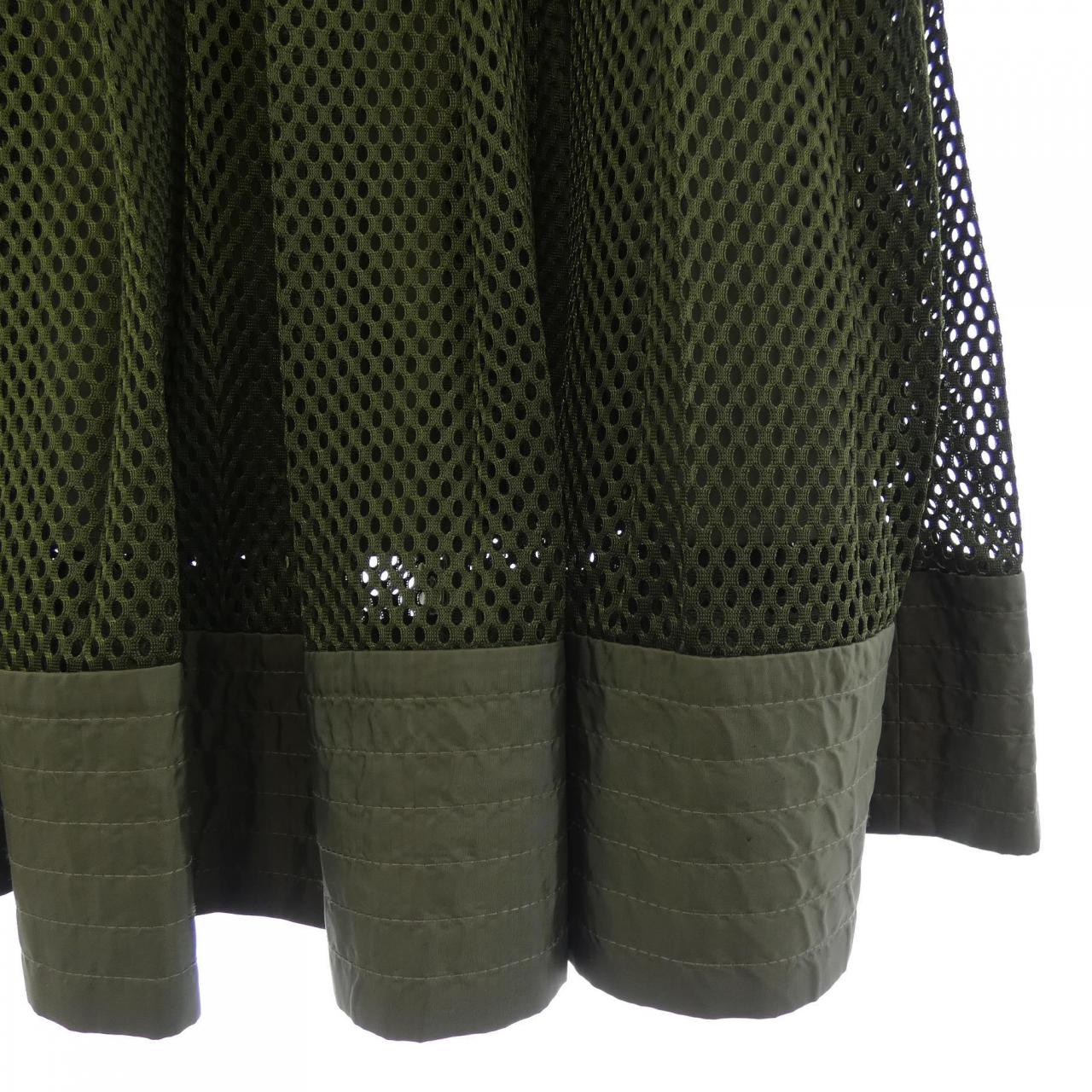 ESSENTIAL スカート