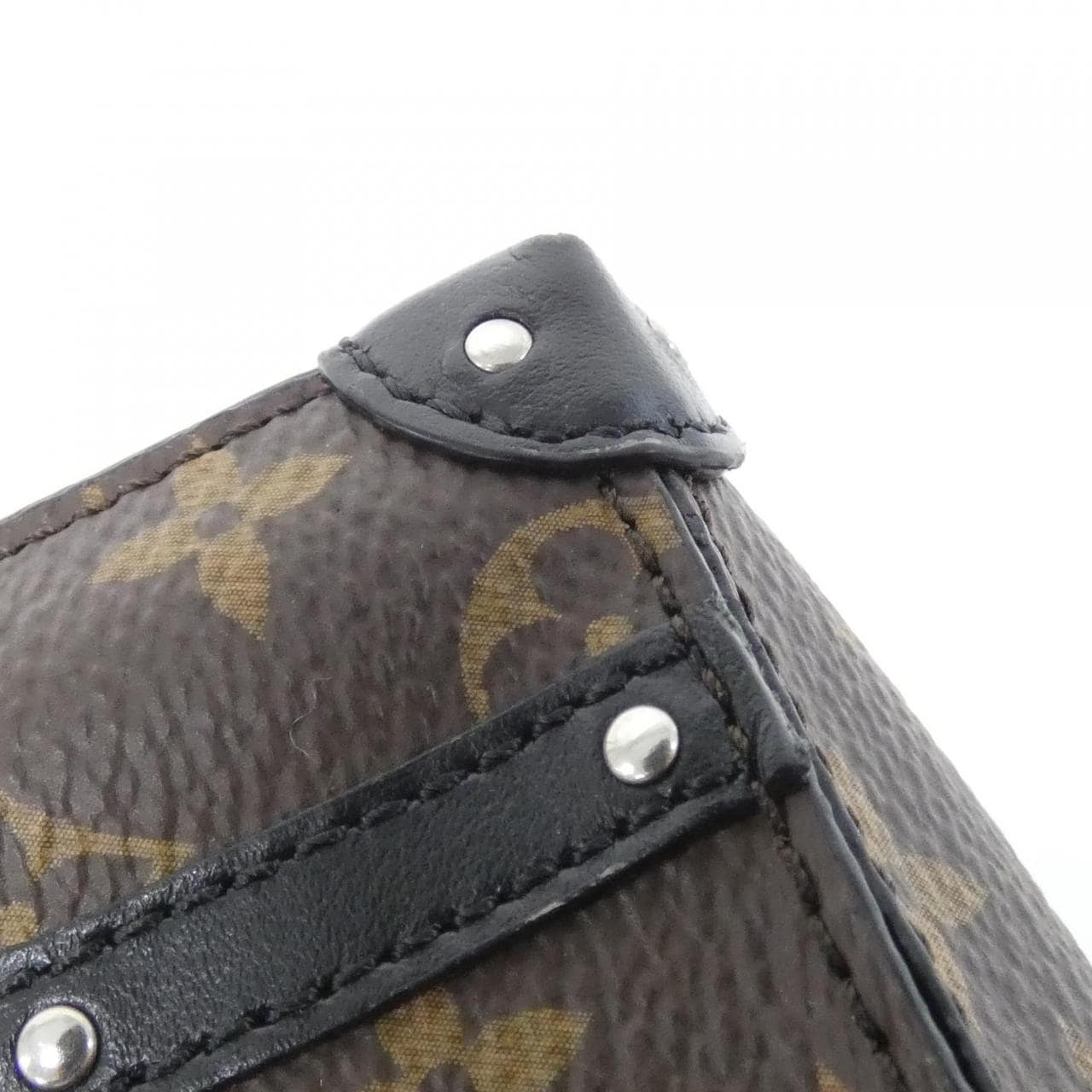 ルイヴィトン モノグラム マカサー ソフト トランク ポーチ M00753 キーリング