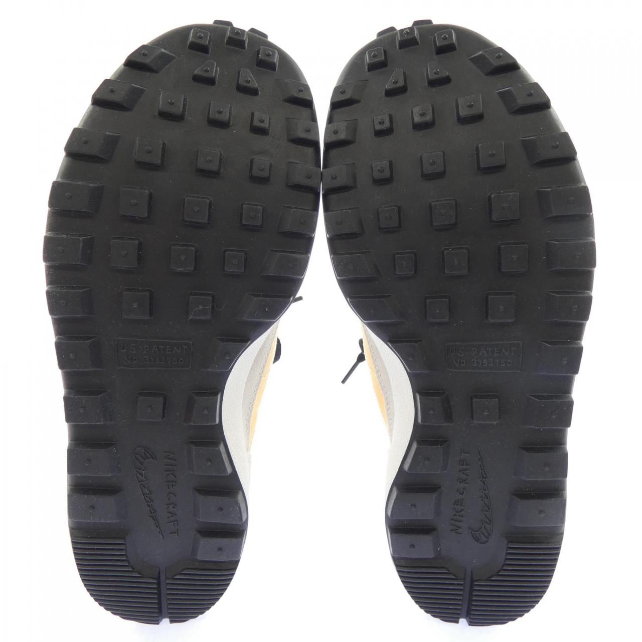 ナイキ NIKE DA6672-100 スニーカー