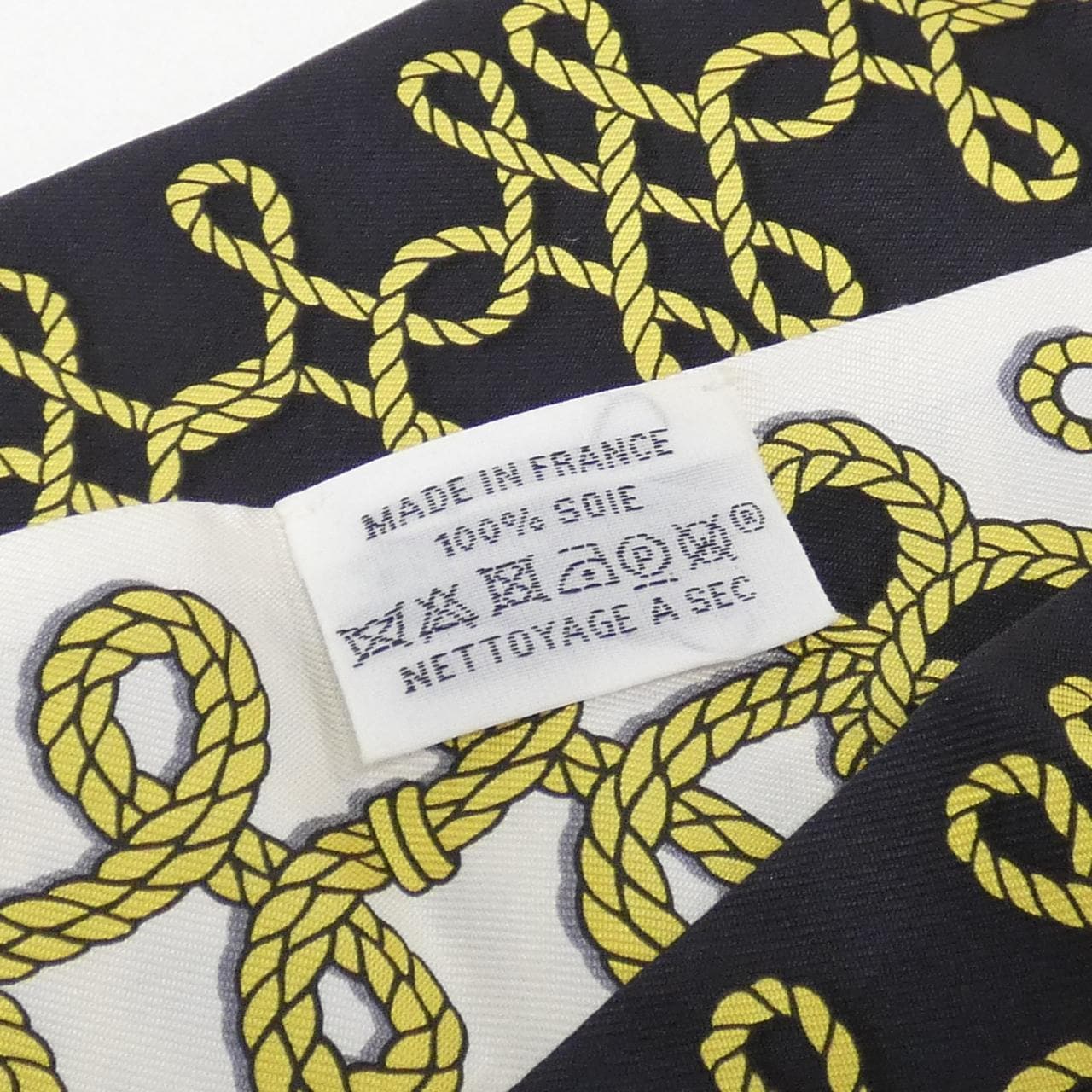 エルメス GALONS ET BRANDEBOURG ツイリー 063698S スカーフ