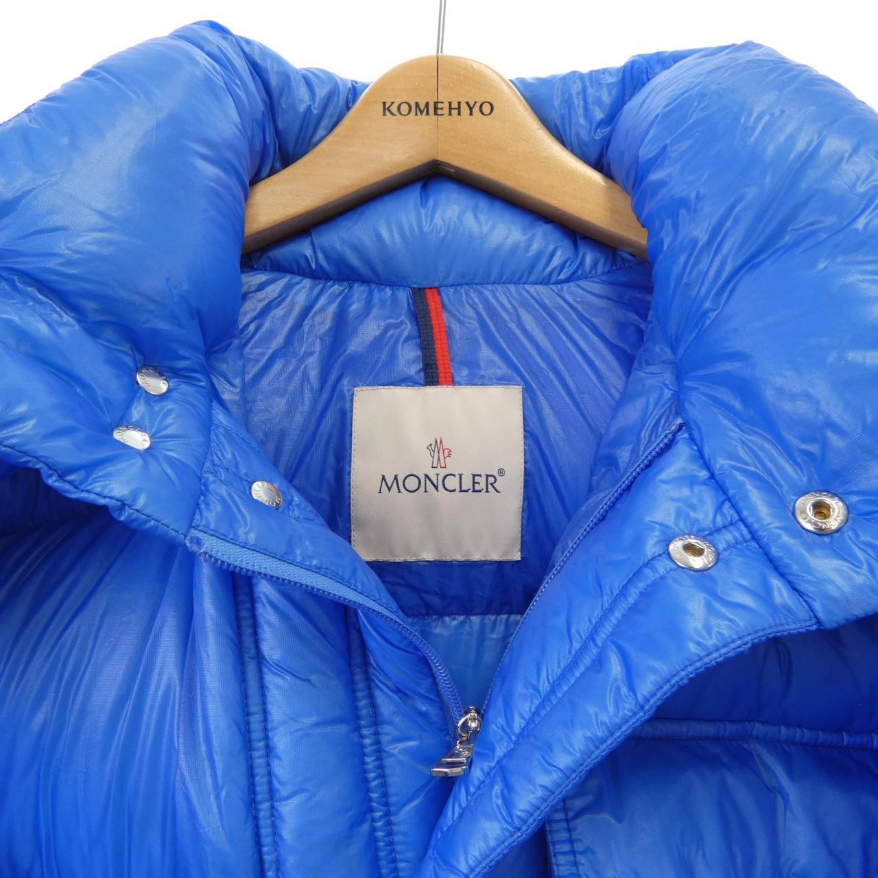 モンクレール MONCLER ダウンジャケット