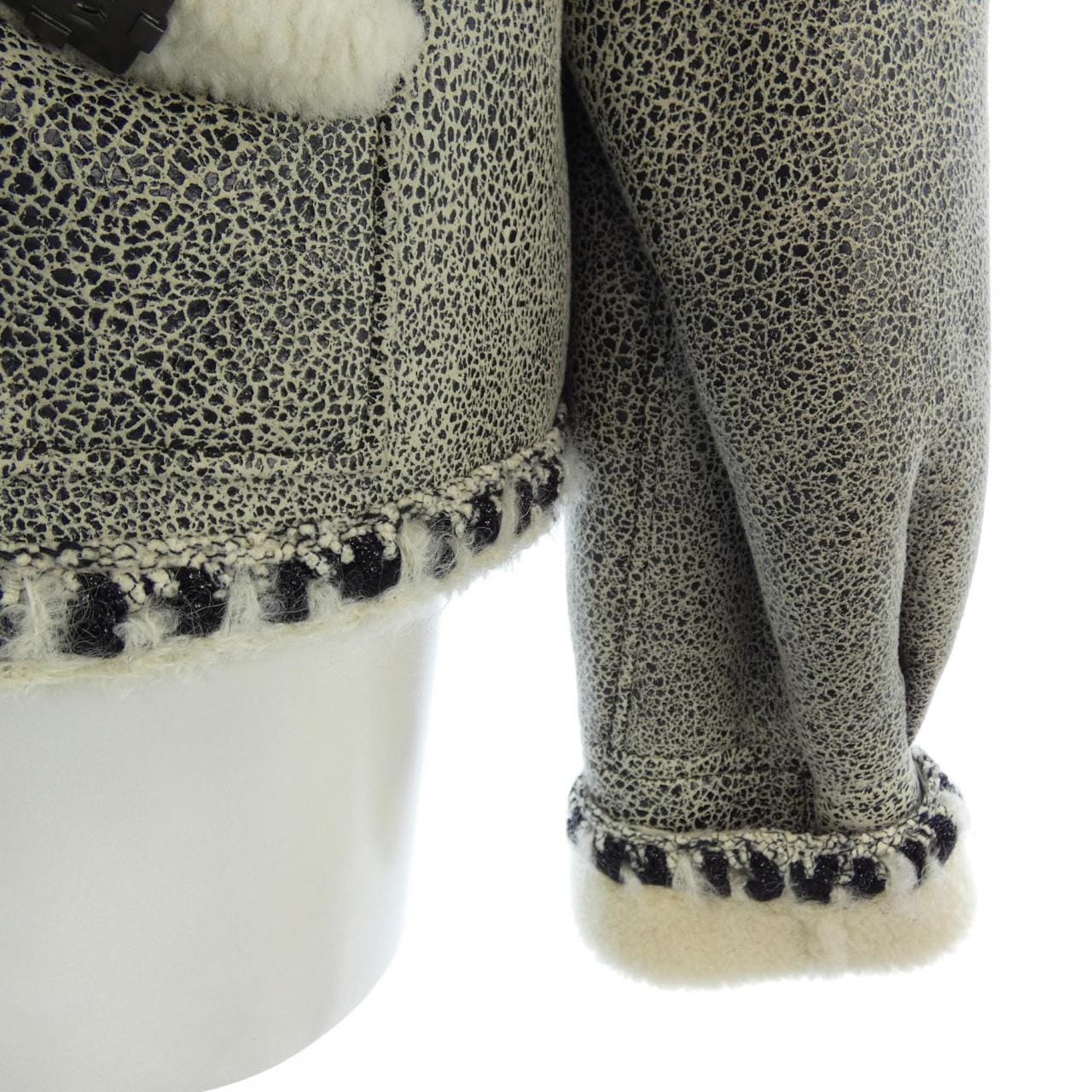 シャネル CHANEL P42355C00167 ムートンジャケット