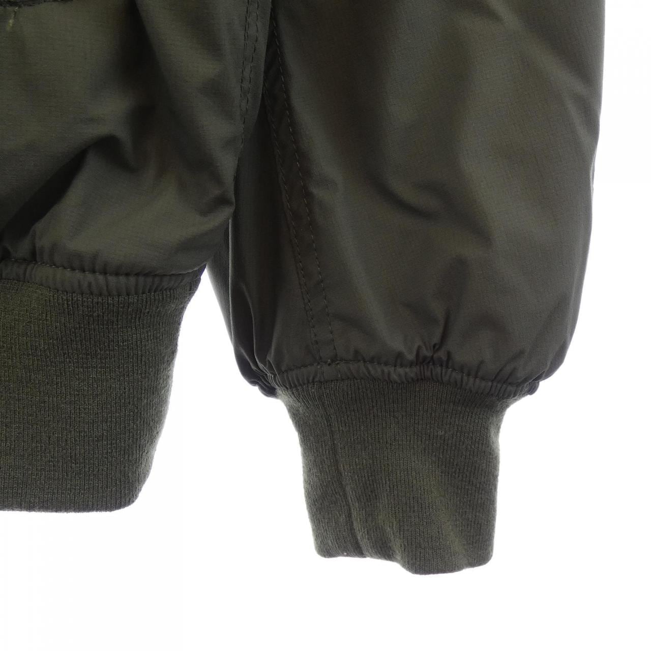 ザノースフェイス THE NORTH FACE ND42330R ダウンジャケット