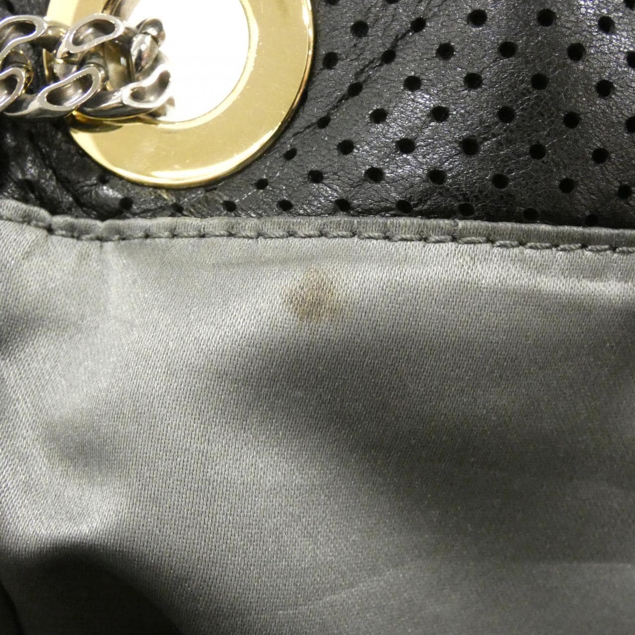 シャネル ショルダーバッグ