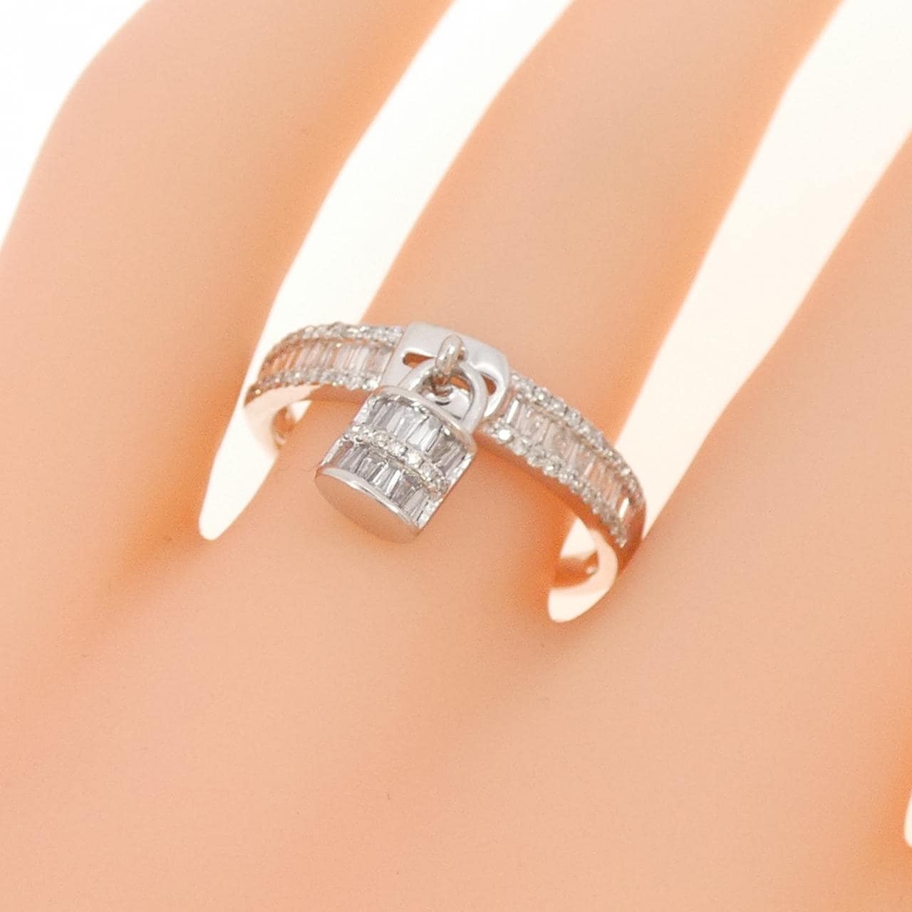 K18WG カデナ ダイヤモンド リング 0.40CT