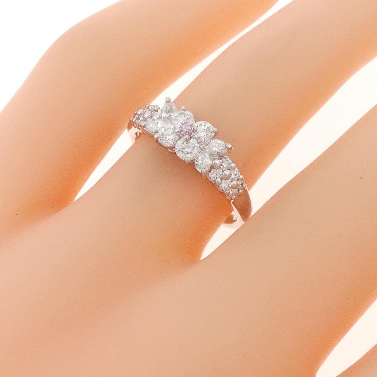 PT900 ピンクダイヤモンド リング 0.01CT