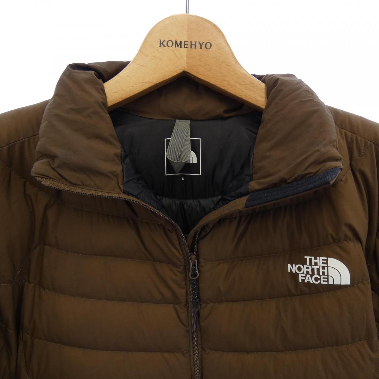 ザノースフェイス THE NORTH FACE NYW32012 ダウンジャケット