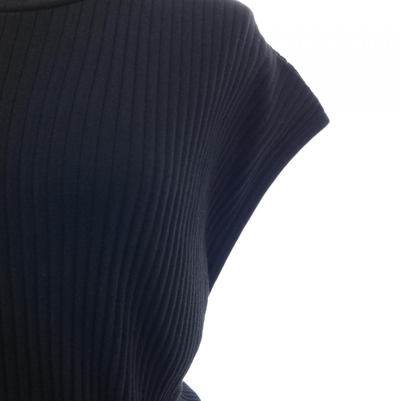 BASERANGE トップス