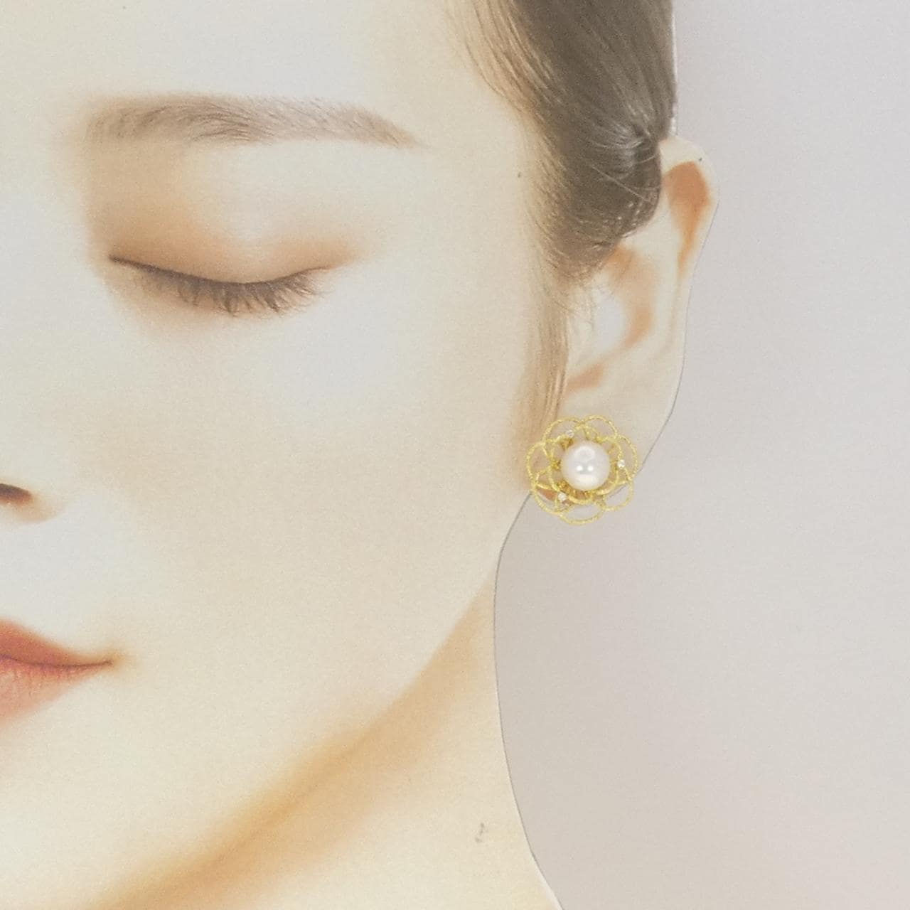 K18YG フラワー アコヤパール ピアス 8.1mm